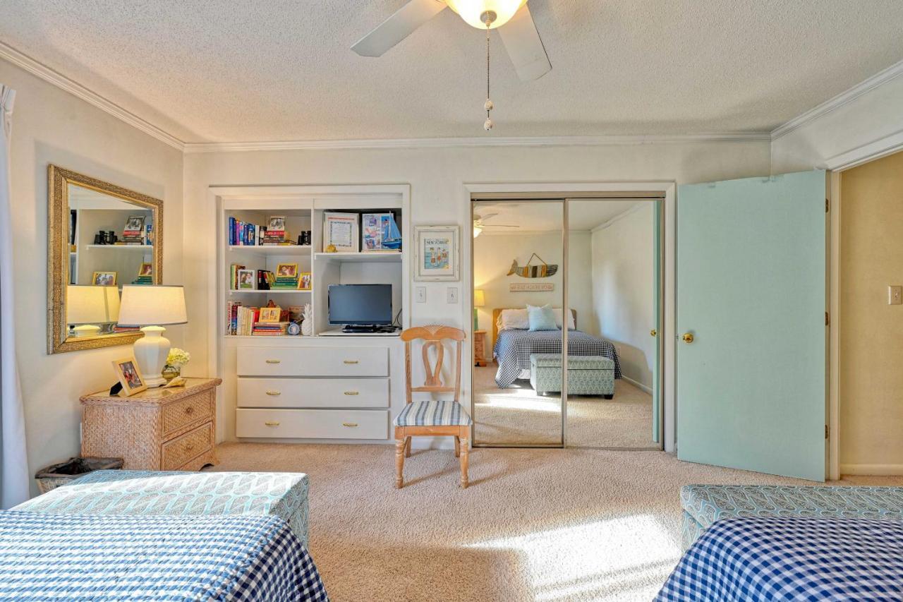 Myrtle Beach Abode With Seasonal Pool And Lake View! Villa Eksteriør billede