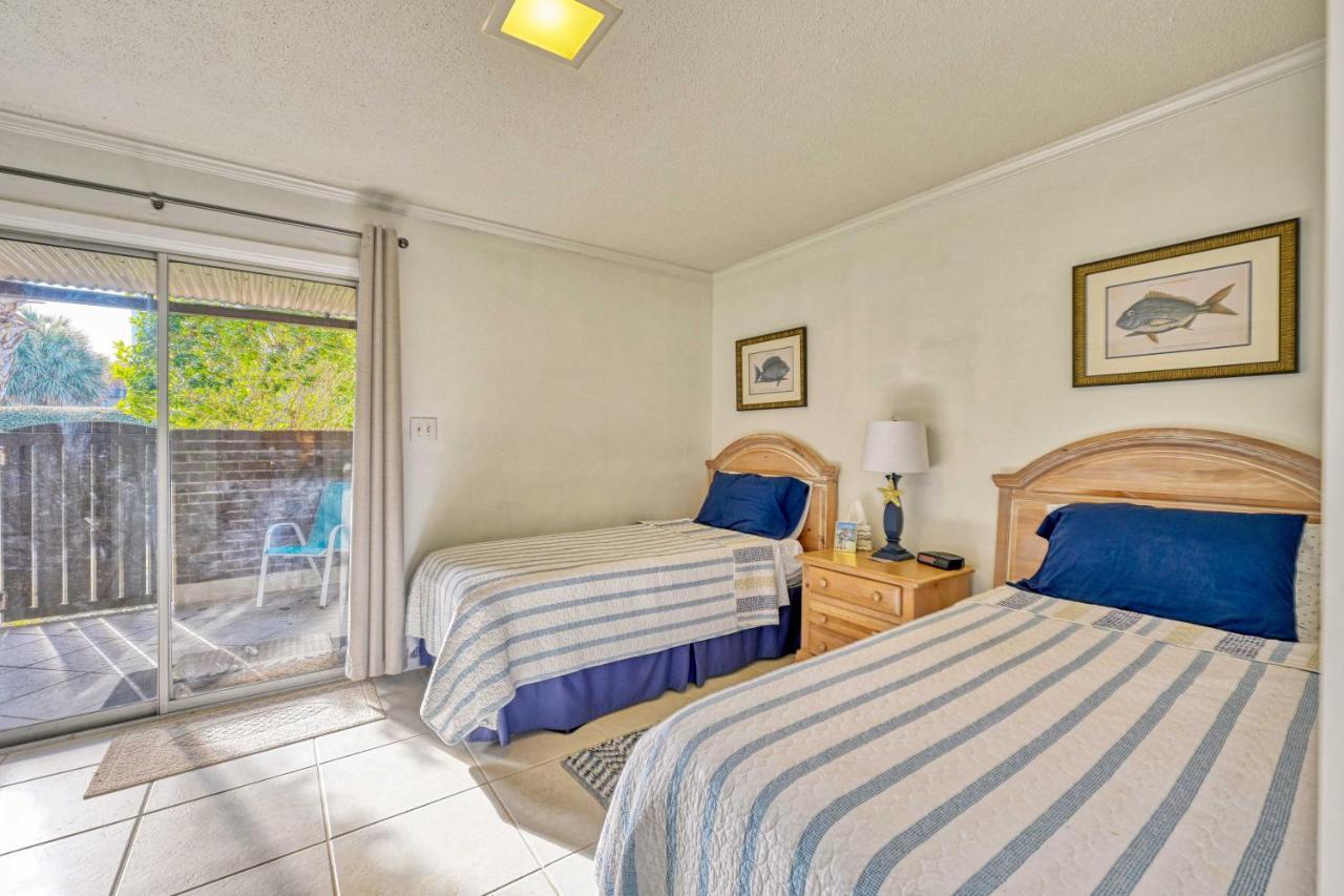 Myrtle Beach Abode With Seasonal Pool And Lake View! Villa Eksteriør billede